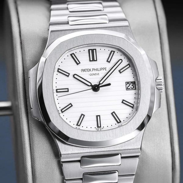 Patek Philippe Nautilus 5711/1A-011 White Dial 2012 Box & Papers