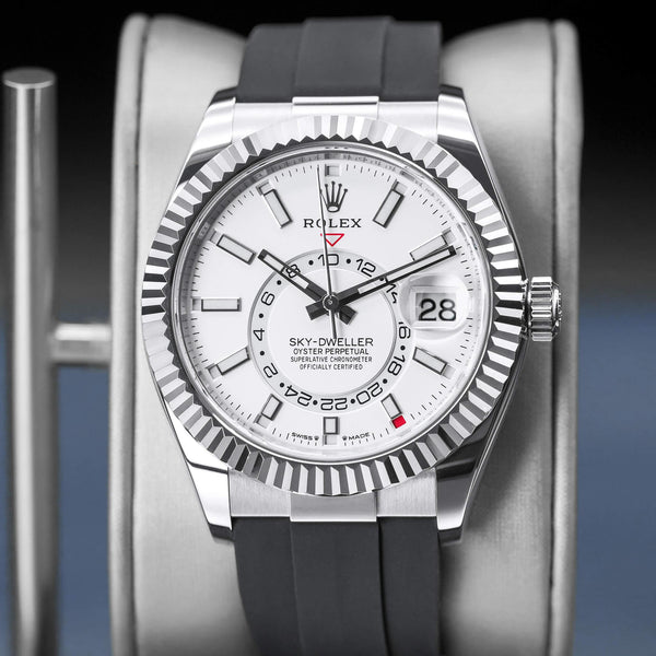 Close-up opposing view of Rolex Sky-Dweller 336239 White Dial Oyster Flex