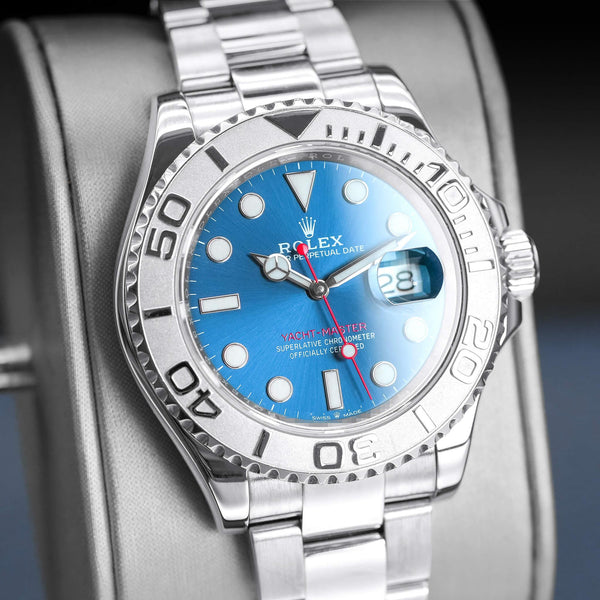 Angled view with reflection of Rolex Yacht-Master 126622 "Captain America" Blue Dial
