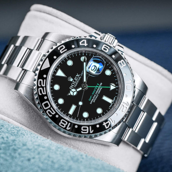 Further front view of Rolex GMT-Master II 116710LN Green Arrow 