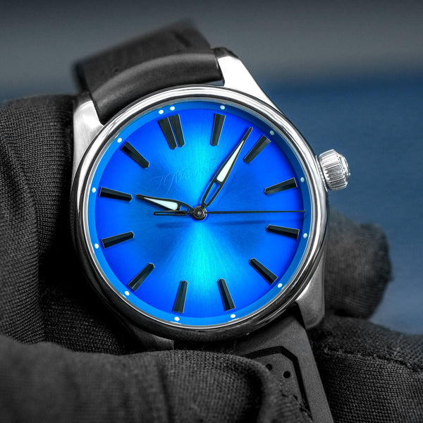 H. Moser & Cie Pioneer 3200-1217 Artic Blue Dial 40mm 2023 Box & Papers