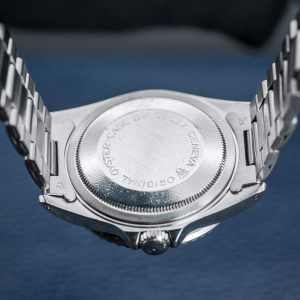 Caseback of Tudor Submariner 75090 Black Dial 