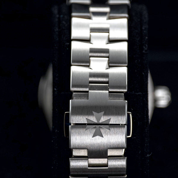 Vacheron Constantin Overseas 4600V Womens Blue Dial 34.5mm 2024 Box & Papers