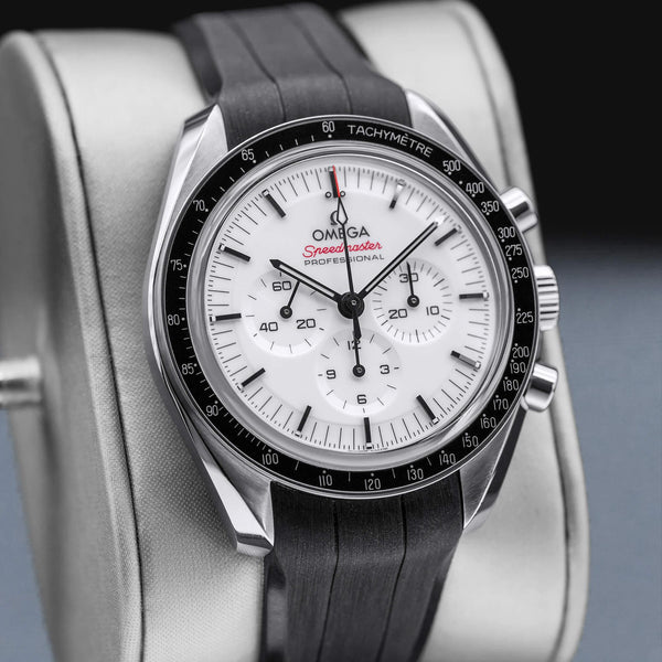 Omega Speedmaster Professional Moonwatch Sapphire 42mm 2026 Box & Papers