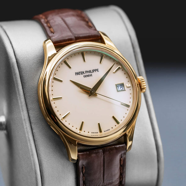 Angled view with reflection of Patek Philippe Calatrava 5227J Ivory Dial