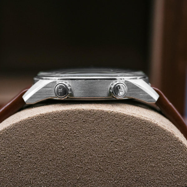 Side profile of Jaeger-LeCoultre Polaris Q9008480 Blue Dial