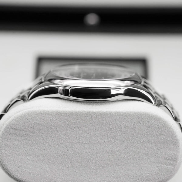 Opposite side view of Patek Philippe Complications World Time 5130/1G