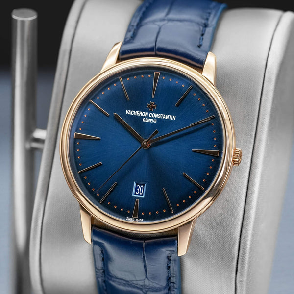 Close-up opposing view of Vacheron Constantin Patrimony 85180 Blue Dial