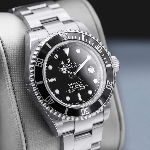 Angled view with reflection of Rolex Sea-Dweller 16600 Black Dial