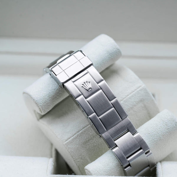 Rolex Sea-Dweller 16600 Black Dial strap and buckle detail