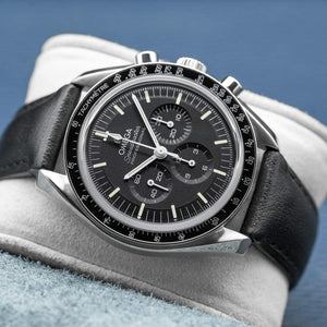 Omega Speedmaster Professional Moonwatch Black Dial 42mm 2023 Box & Papers
