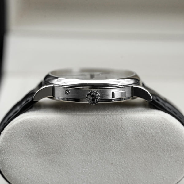 A. Lange & Sohne 1815 Annual Calendar 238.026 White Gold 40mm 2018 Box & Papers