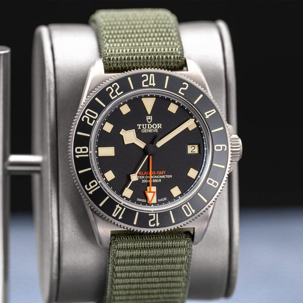 Slight angled view of Tudor Pelagos FXD GMT M2542G267NU 