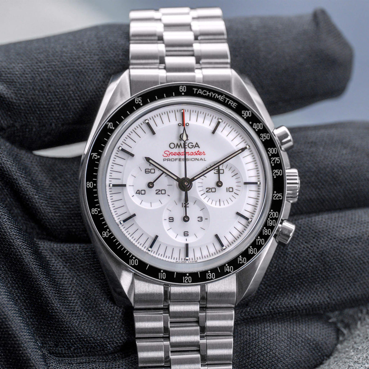 Omega Speedmaster Professional Moonwatch 