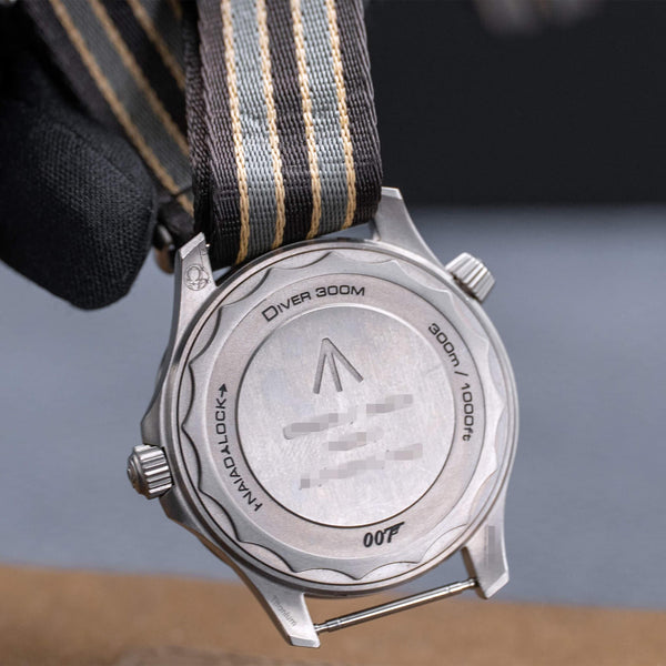Caseback of Omega Seamaster Diver 300M No Time To Die 007 Edition