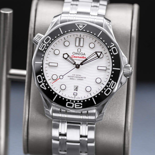 Omega Seamaster Diver 300M White Dial 42mm 2024 Box & Papers
