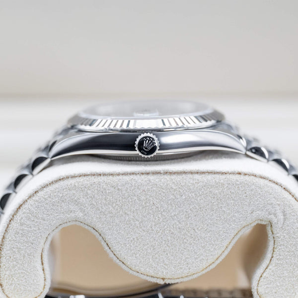 Opposite side view of Rolex Datejust 126334 Blue Azurro Dial