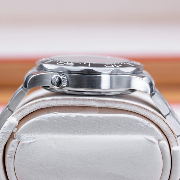 Omega Seamaster Diver 300M White Dial 42mm 2024 Box & Papers