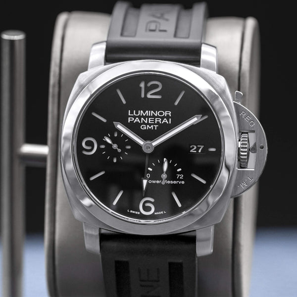 Close-up opposing view of Panerai Luminor Marina PAM00321 Black Dial