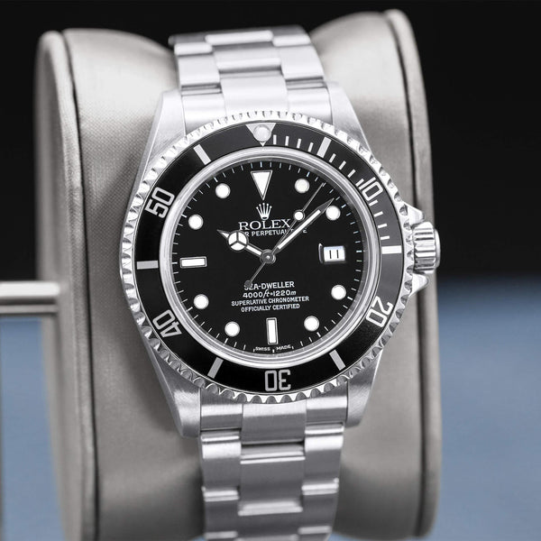 Slight angled view of Rolex Sea-Dweller 16600 Black Dial