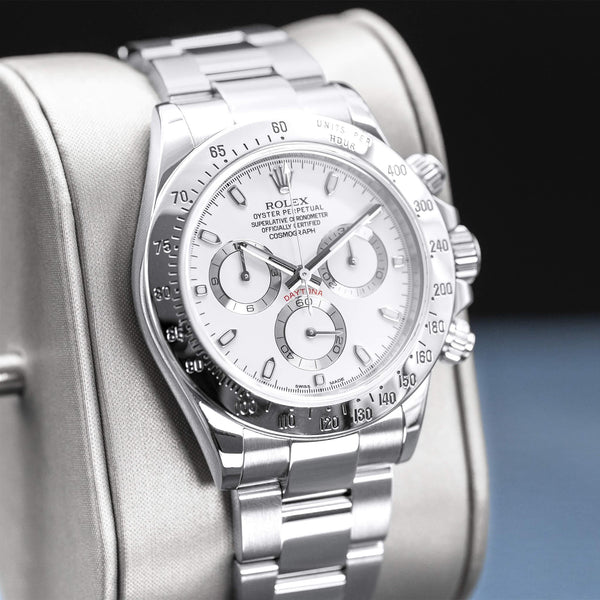 Angled view with reflection of Rolex Cosmograph Daytona 116520 White Dial 