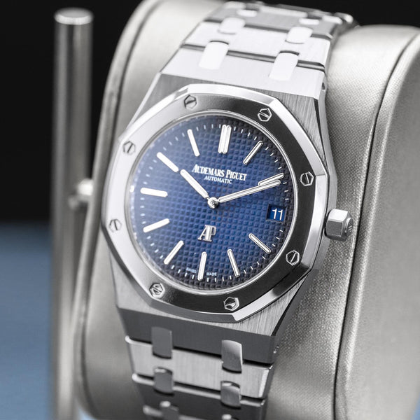 Audemars Piguet Royal Oak 15202IP "Jumbo" Extra Thin Blue 39mm 2018 Box & Papers