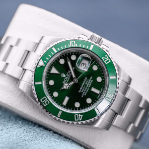 Rolex Submariner “Hulk” 116610LV Green Dial 40mm 2020 Box & Papers