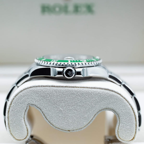 Rolex Submariner “Hulk” 116610LV Green Dial 40mm 2020 Box & Papers