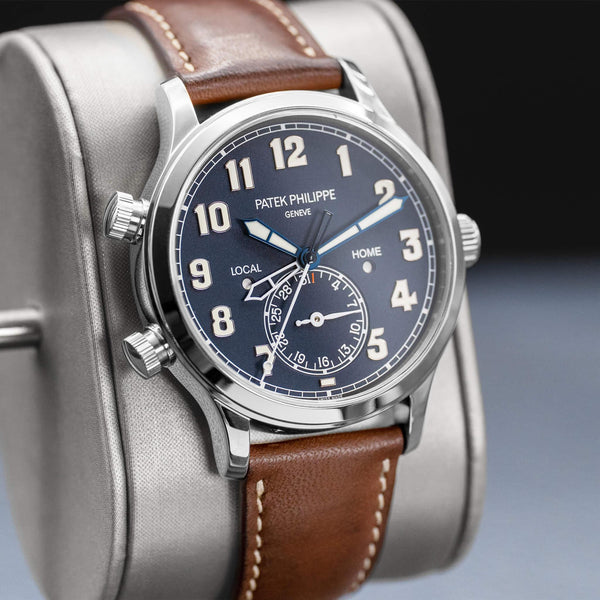 Angled view with reflection of Patek Philippe Calatrava Travel Time 5524G Blue Dial