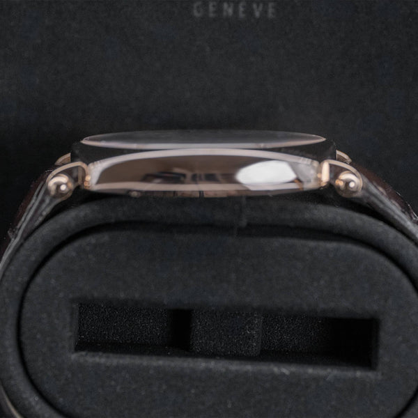 Side profile of Vacheron Constantin Historiques American 1921 Silver Dial