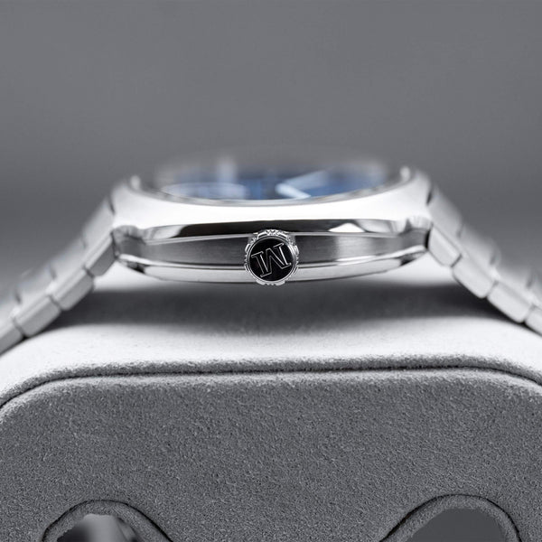 Opposite side view of H.Moser & Cie Streamliner Blue Enamel 6500-1200 
