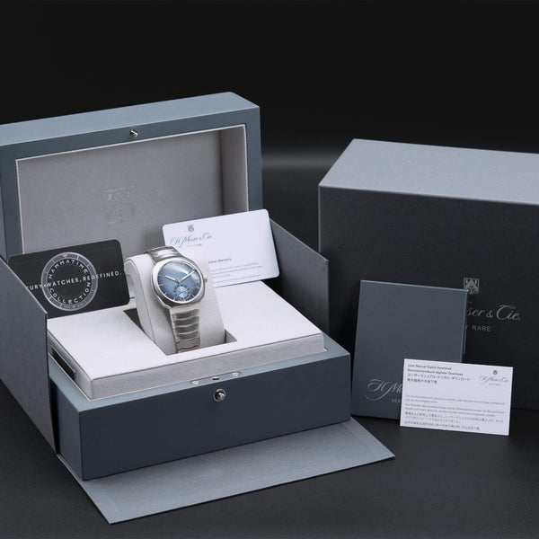 H.Moser & Cie Streamliner Blue Enamel 6500-1200 with box and papers