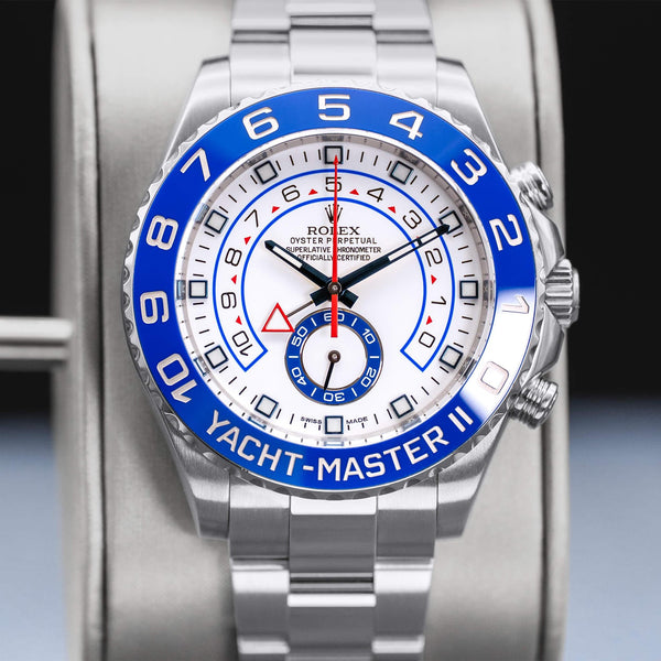 Central view of Rolex Yacht-Master II 116680 White Dial 