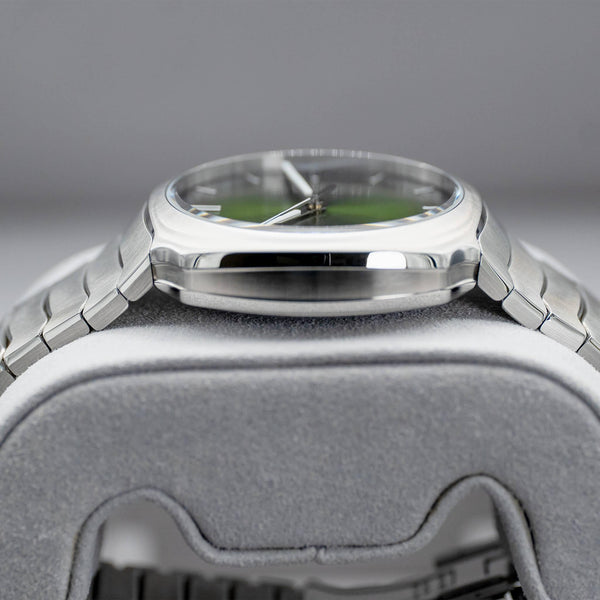 H.Moser & Cie Streamliner Matrix Green 6201-1200 40mm 2024 NEW Box & Papers