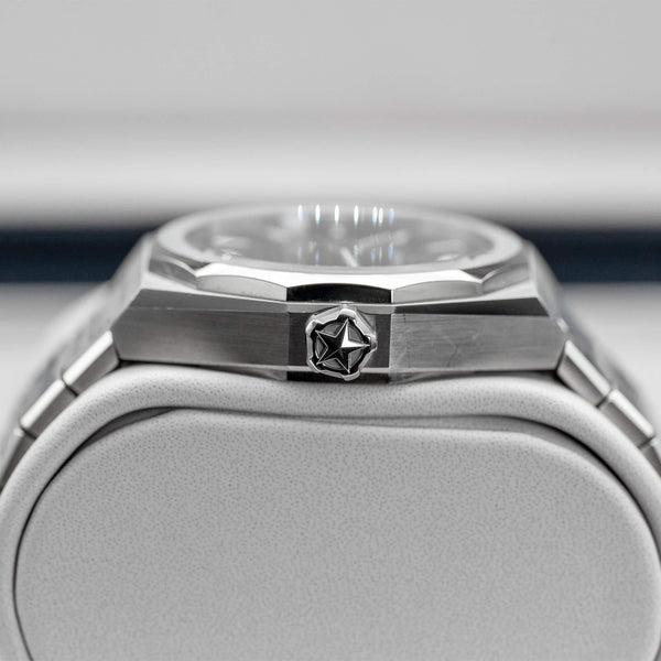 Opposite side view of Zenith Defy Skyline Black Dial