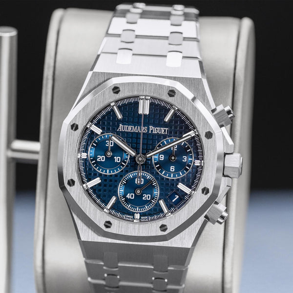 Slight angled view showing crown on Audemars Piguet Royal Oak Chrono 26240ST Blue Dial