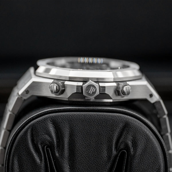 Opposite side view of Audemars Piguet Royal Oak Chrono 26240ST Blue Dial