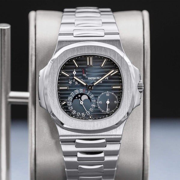 Patek Philippe Nautilus 5712/1A-001 Blue Dial 40mm 2022 Box & Papers
