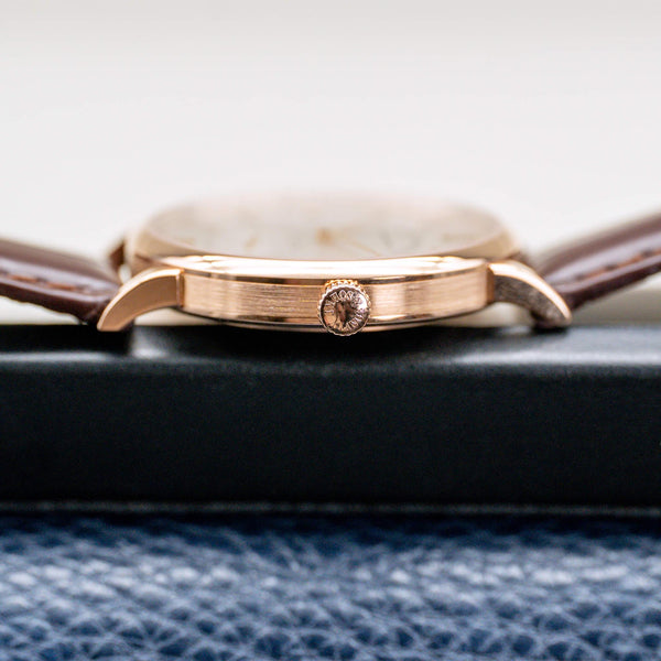 Opposite side view of A. Lange & Sohne Saxonia 219.032 Rose Gold