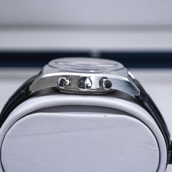 Side profile of Zenith Chronomaster El Primero A384 Revival Silver Dial
