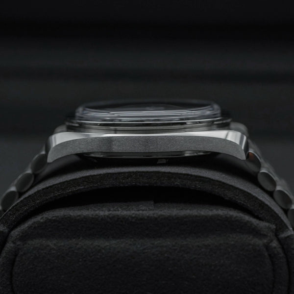 Omega Speedmaster Professional Moonwatch “Sapphire Sandwich” 2026 Box & Papers