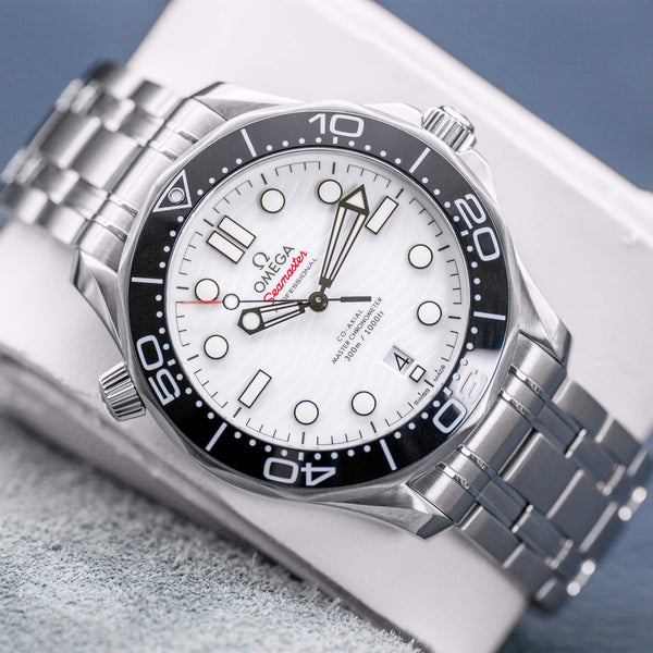 Omega Seamaster Diver 300M White Dial 42mm 2024 Box & Papers