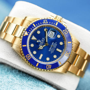 Front view of Rolex Submariner "Bluesy" 126618LB Yellow Gold 