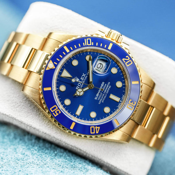 Front view of Rolex Submariner "Bluesy" 126618LB Yellow Gold 
