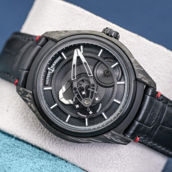 Front view of Ulysse Nardin Freak X Carbon 2303-270/CARB 