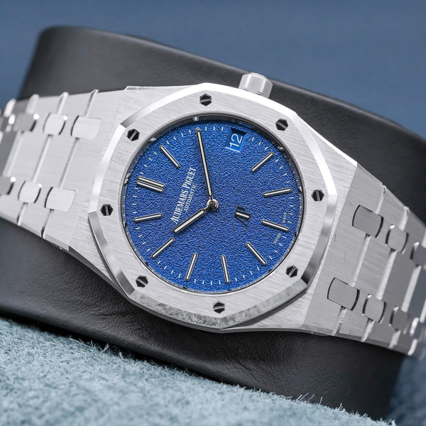 Audemars Piguet Royal Oak "Jumbo" Extra Thin 16202BC Blue 39mm 2024 Box & Papers