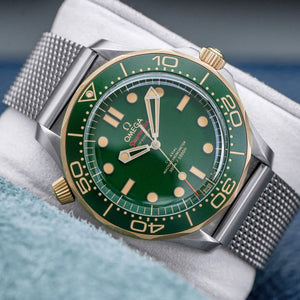 Front view of Omega Seamaster Diver No Time To Die 007 Bronze-Gold 42mm 2025 